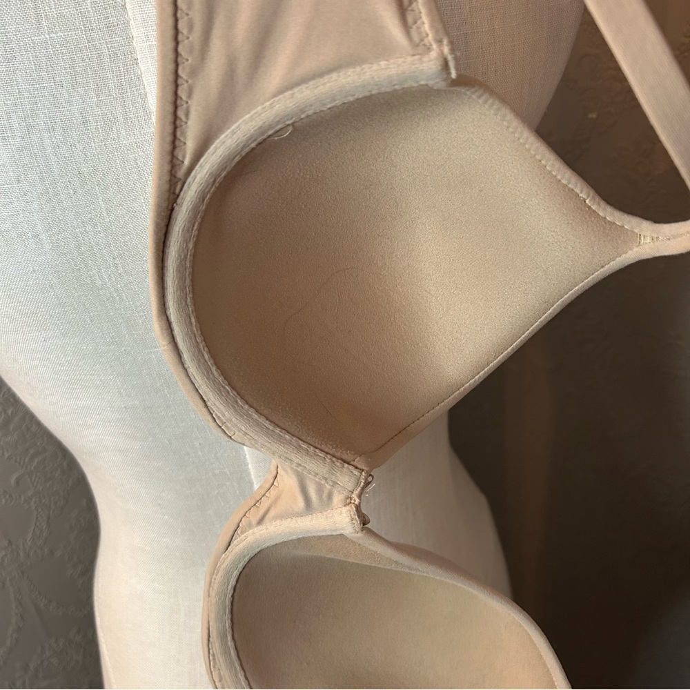Soma embraceable full coverage bra 38B underwire lightly lined - Picture 3 of 6